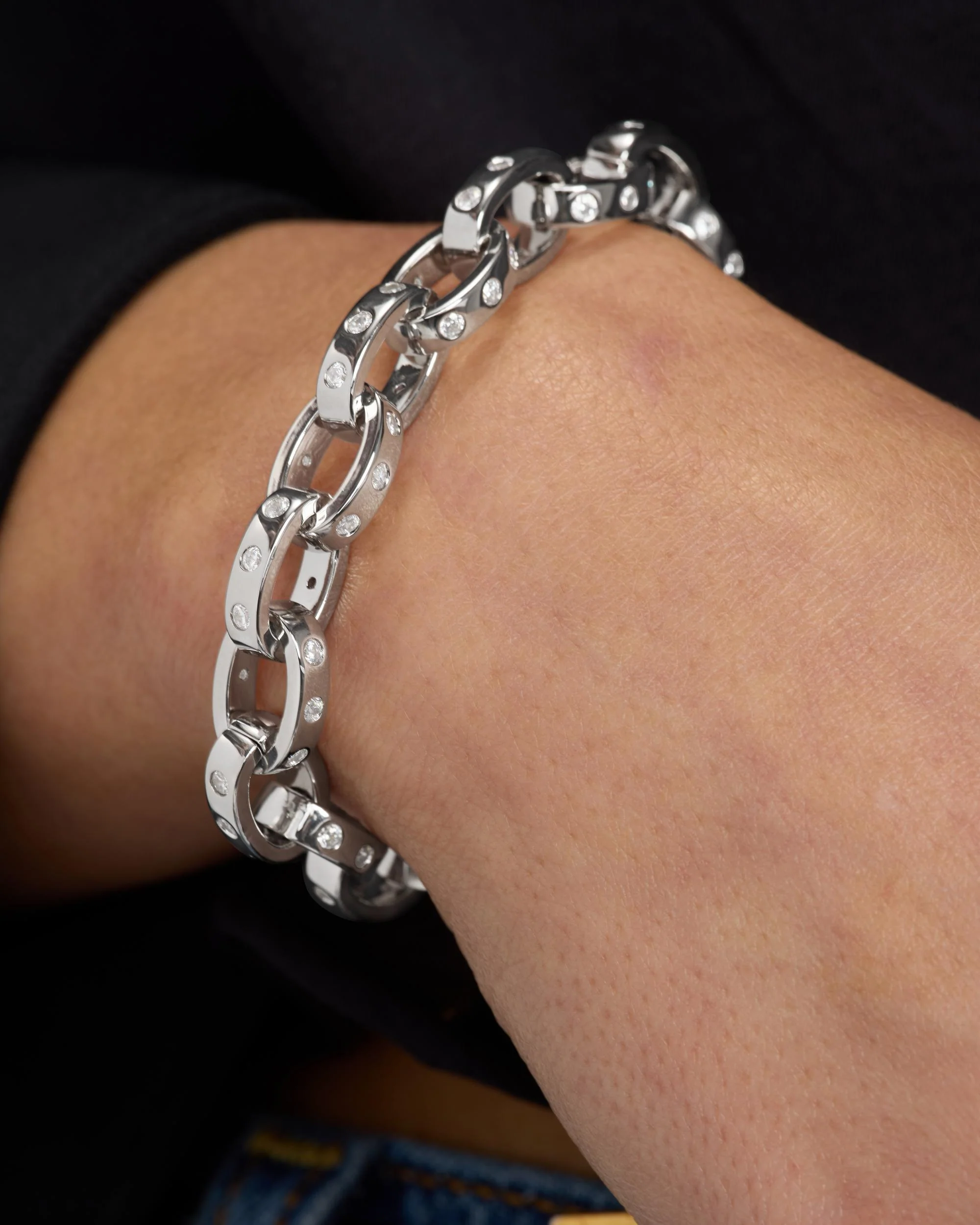 Ashley Chain Link Bracelet 9mm - Silver|White Diamondettes - Image 3