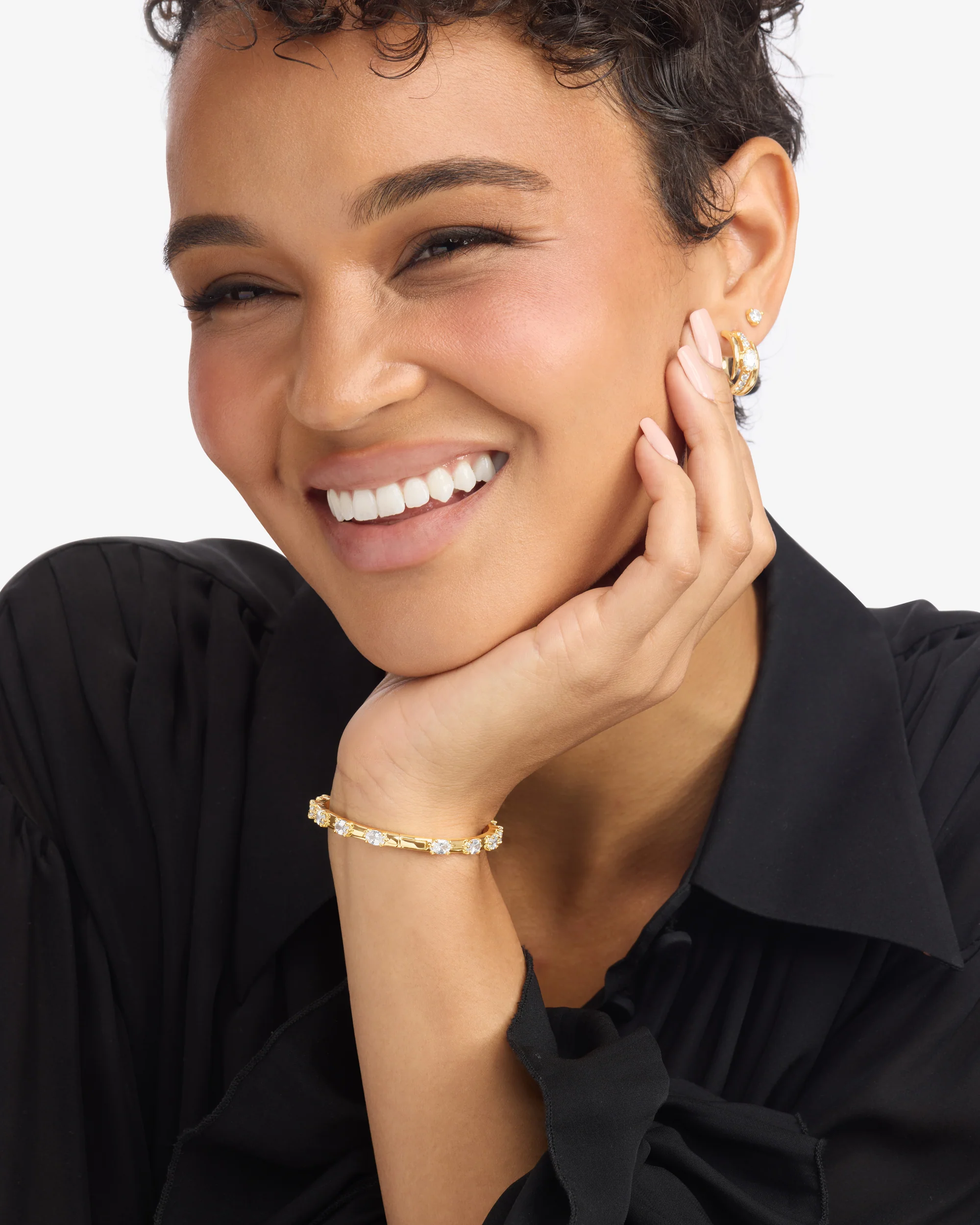 She's on Point Station Cuff - Gold|White Diamondettes - Image 4