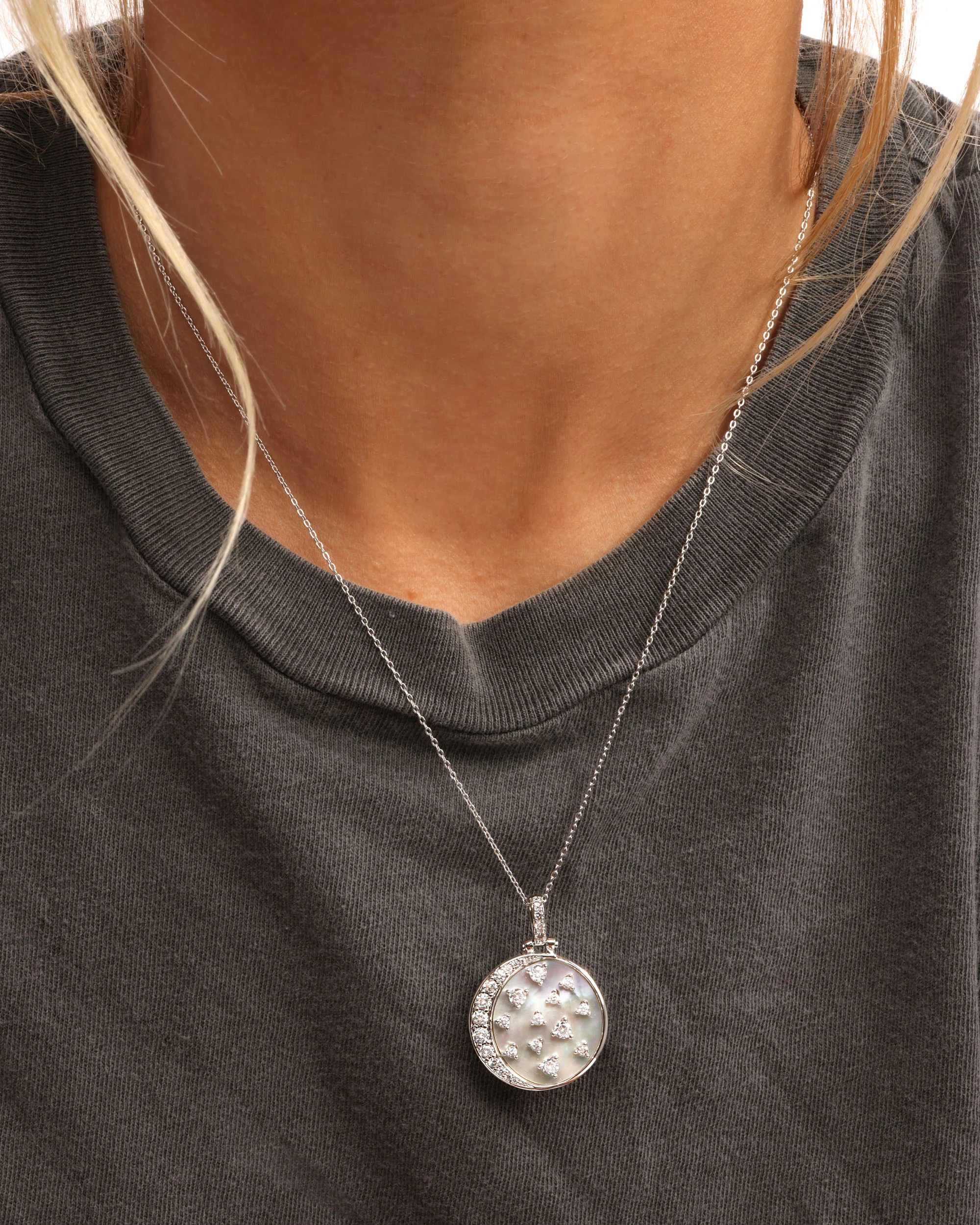 Sweet Dreams Medallion - Silver|White Diamondettes - Image 2